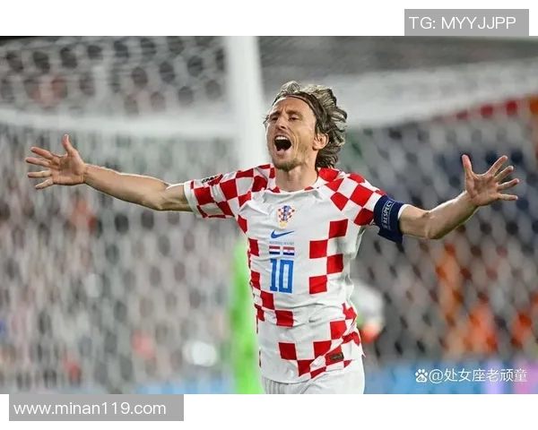 莫德里奇：足球场上的艺术家与传奇中场的辉煌人生