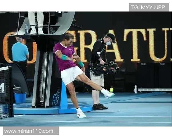 纳达尔与蒂姆在澳网的巅峰对决回顾与精彩瞬间分析