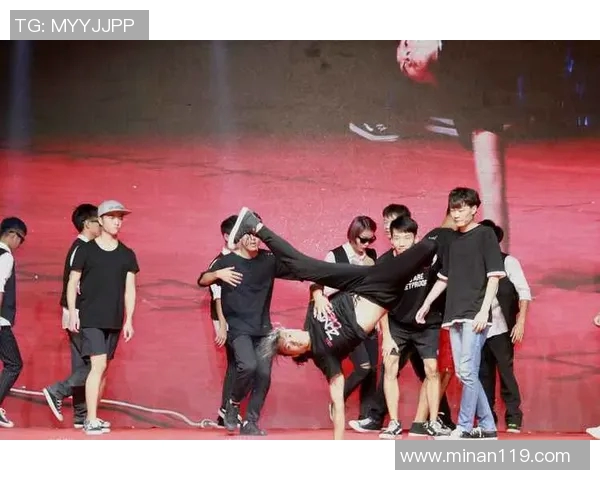 街舞战术解析深圳街舞队的攻防策略与团队协作研究